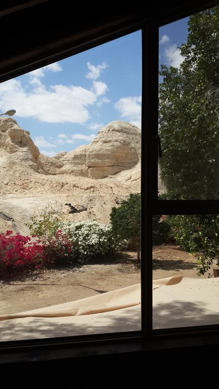 Dead Sea Dawn Villa Neot HaKikar Bilik gambar